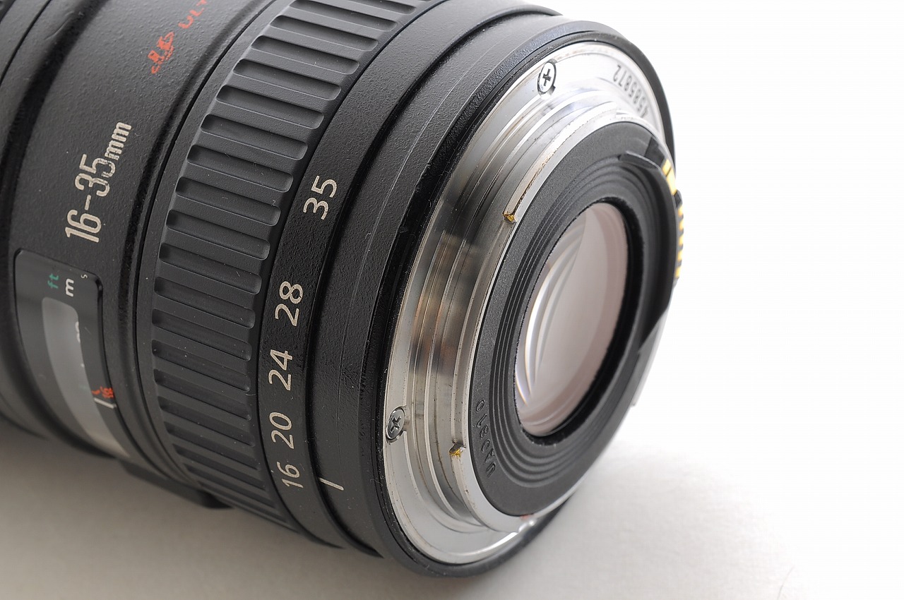 Near Mint Canon EF 16-35mm f/2.8 L II USM ULTRASONIC Zoom Lens